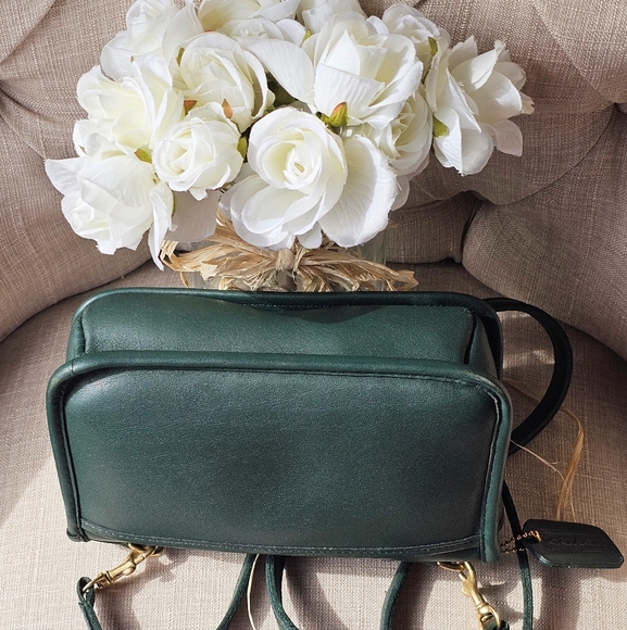 Vintage Coach Casino Crossbody Shoulder Bag Purse # 9924 ( Jade ) - Picture 7 of 12